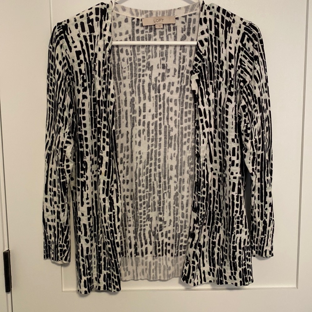 LOFT button up cardigan, M, black pattern with light green